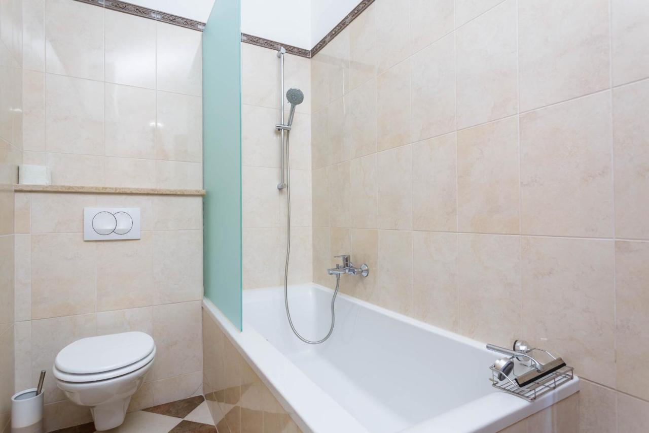 Villa Kamenica Kras Bagian luar foto