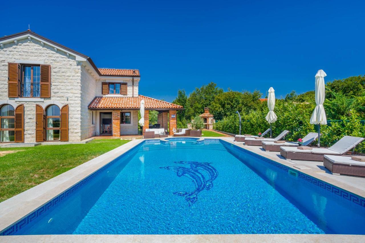 Villa Kamenica Kras Bagian luar foto